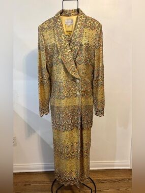 Lily & Taylor Couture Yellow Paisley Lace Evening Length Jacket Dress